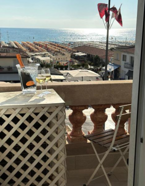 Vista mare Viareggio